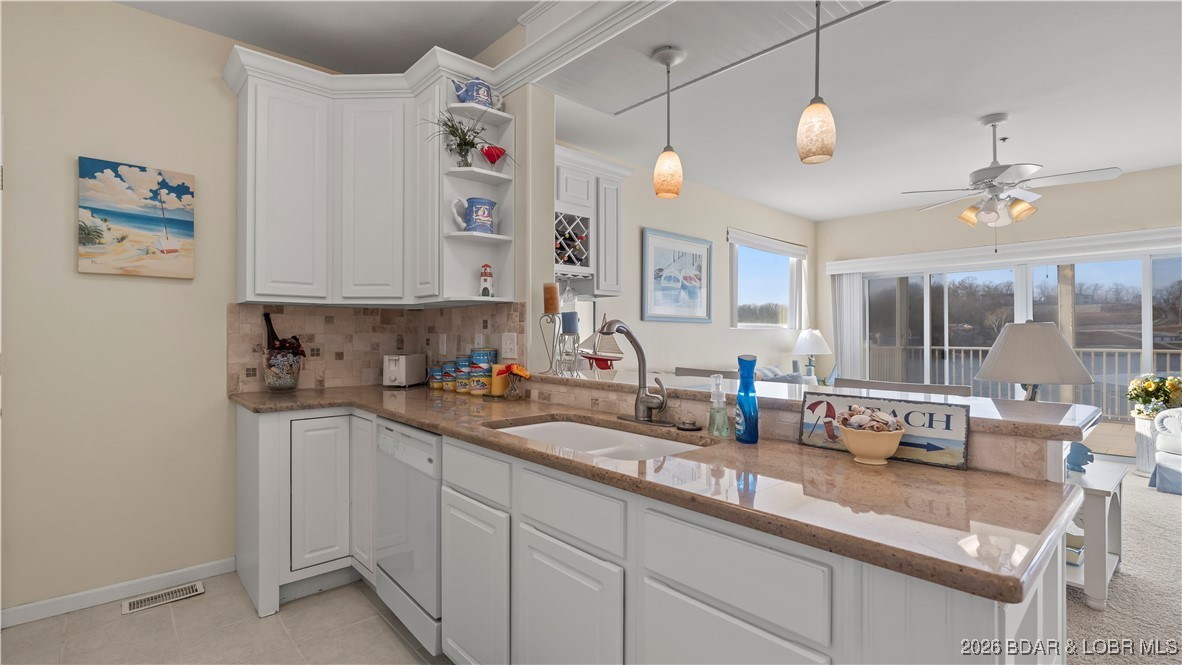 Newport Condominium - Residential