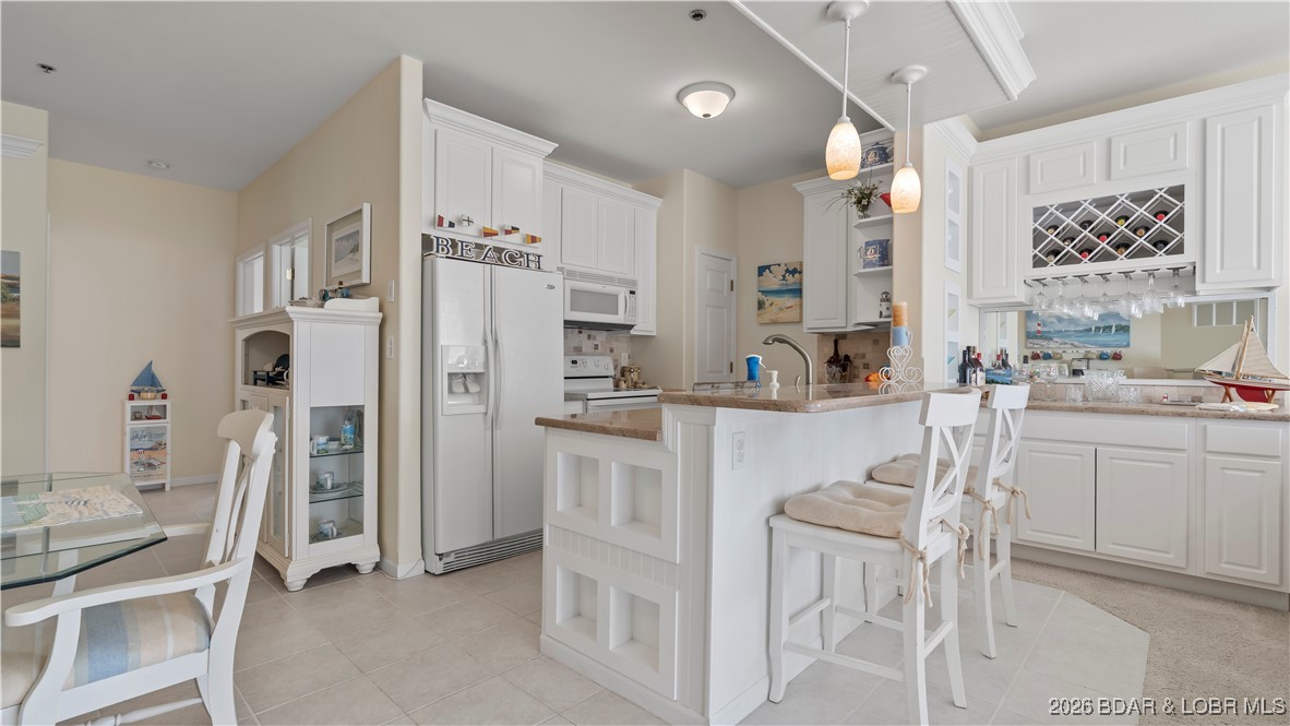 Newport Condominium - Residential