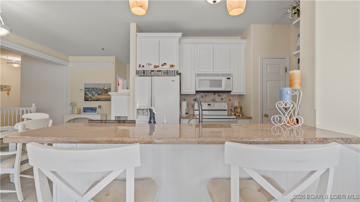 Newport Condominium - Residential