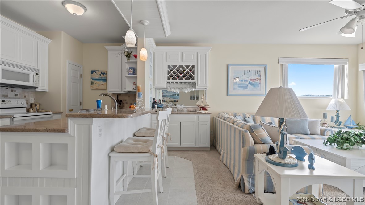 Newport Condominium - Residential