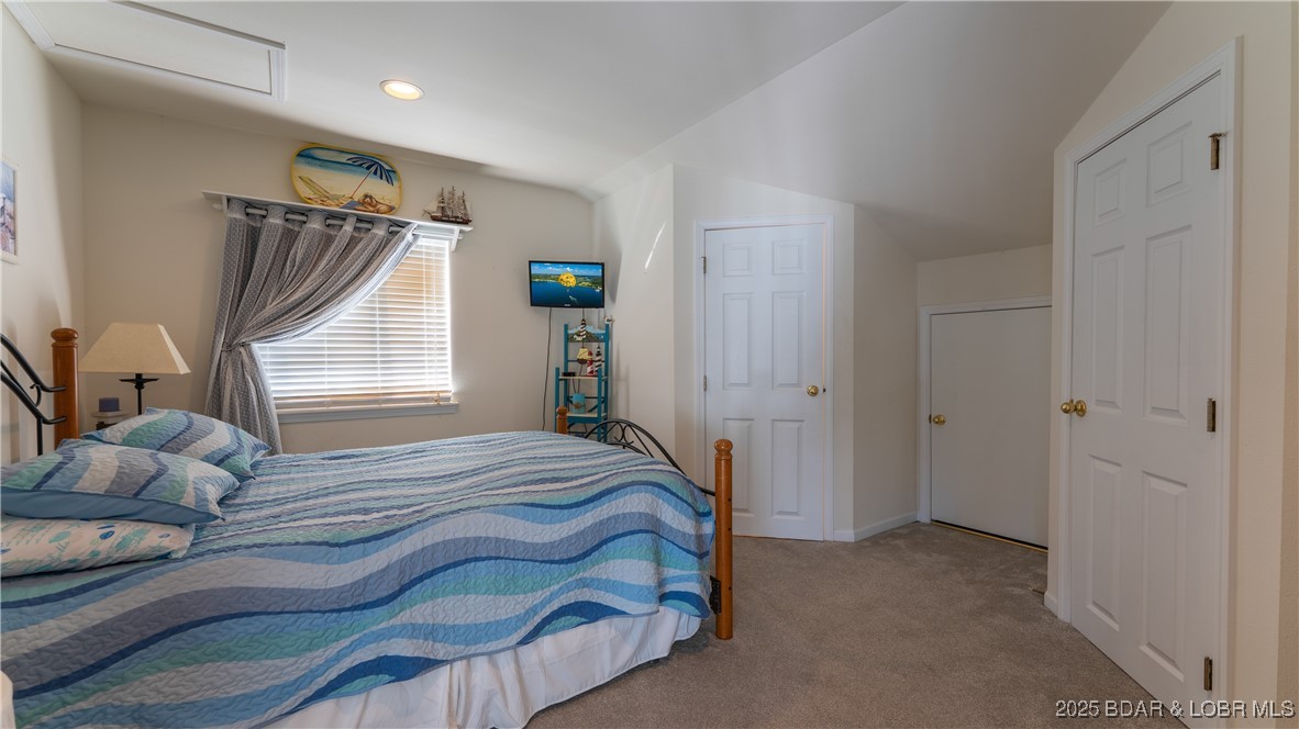 Kaiser, Missouri 65047, United States, 4 Bedrooms Bedrooms, ,3 BathroomsBathrooms,Residential,Active,86987