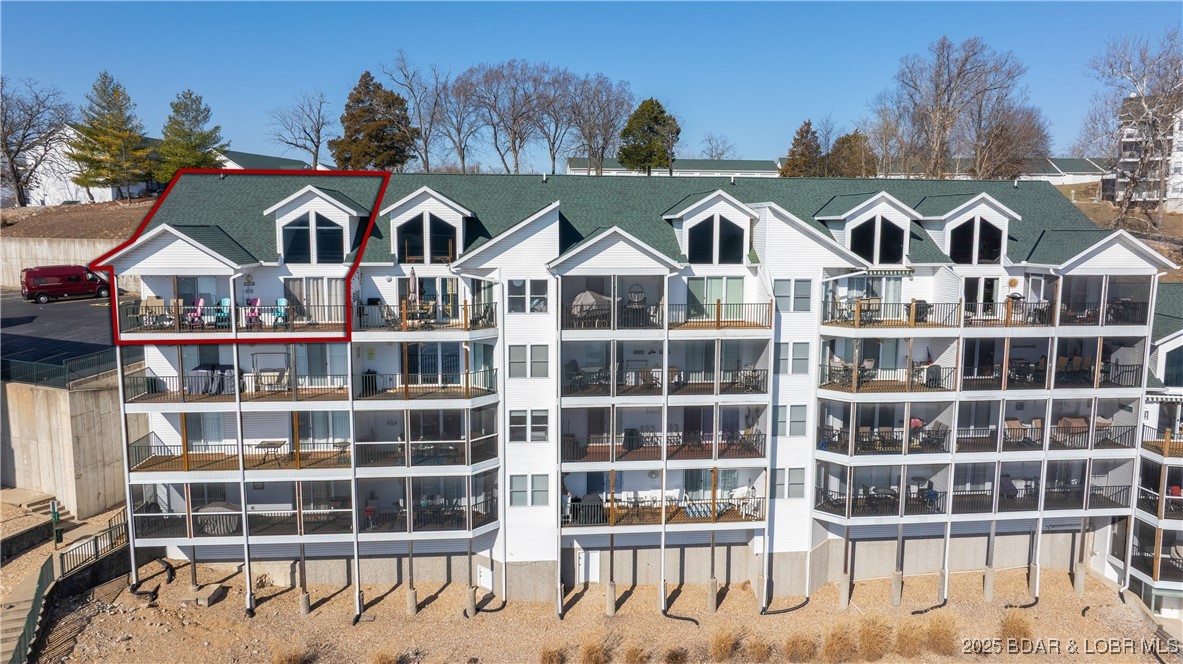 Kaiser, Missouri 65047, United States, 4 Bedrooms Bedrooms, ,3 BathroomsBathrooms,Residential,Active,86987