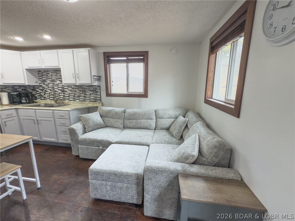 Oak Knoll Estates - Residential