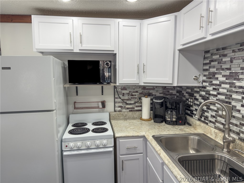 Oak Knoll Estates - Residential