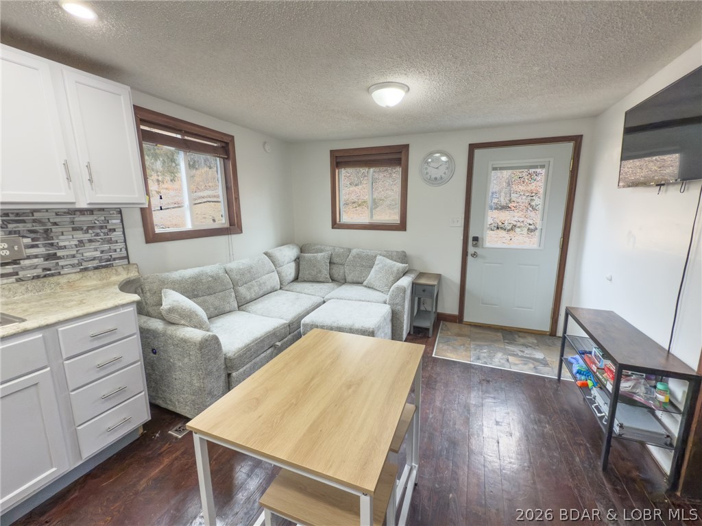 Oak Knoll Estates - Residential