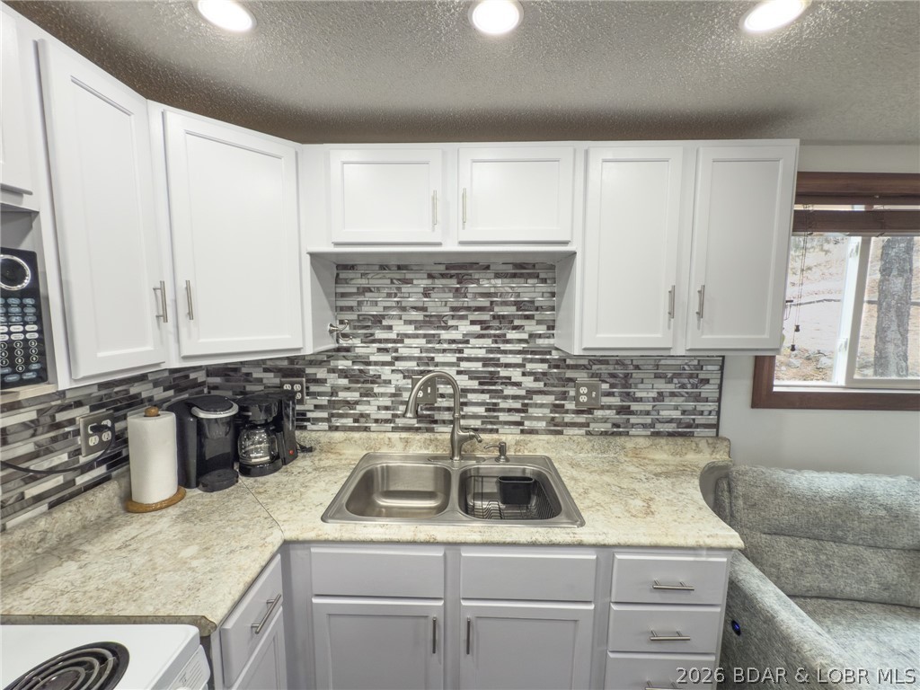 Oak Knoll Estates - Residential