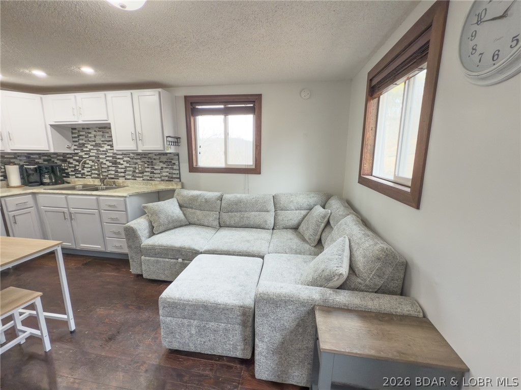 Oak Knoll Estates - Residential