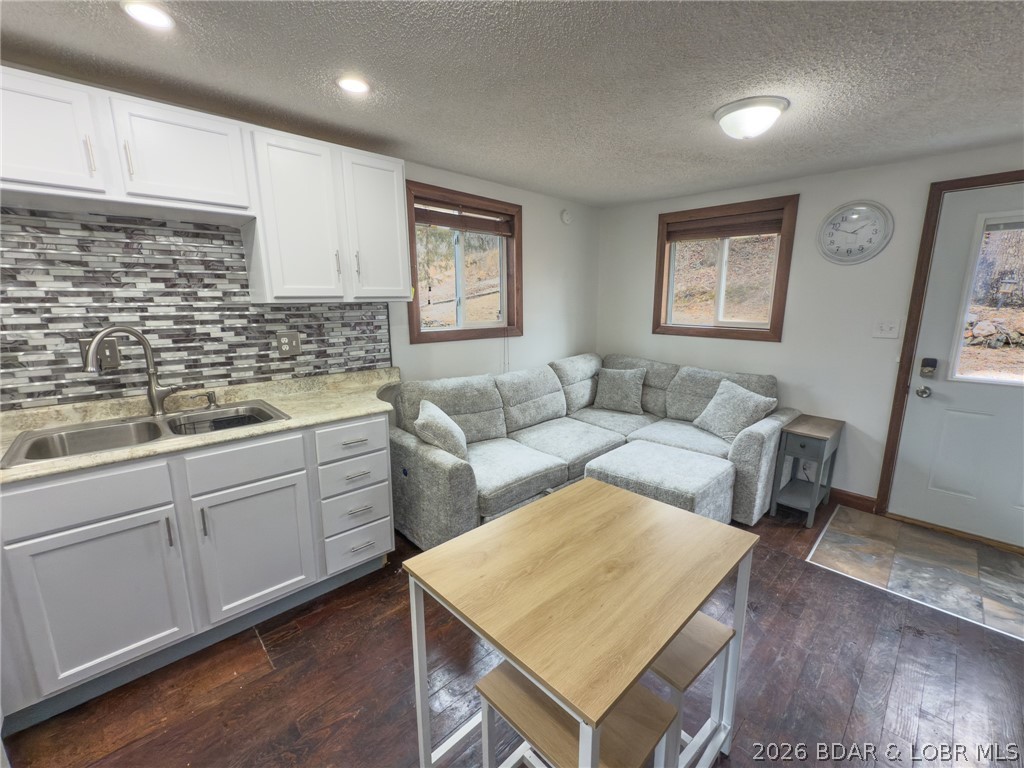 Oak Knoll Estates - Residential