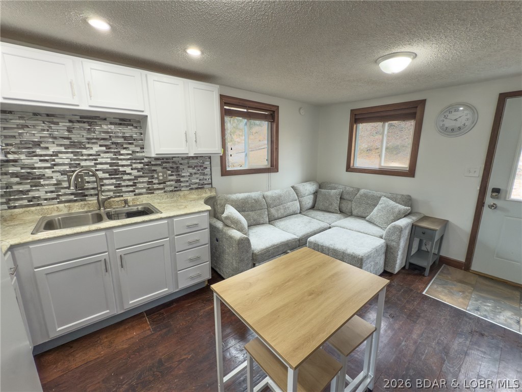 Oak Knoll Estates - Residential