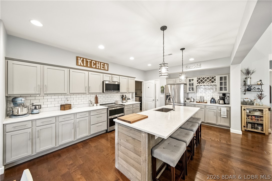 Kahala Estates - Residential