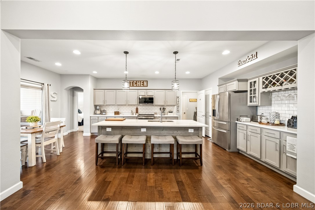 Kahala Estates - Residential