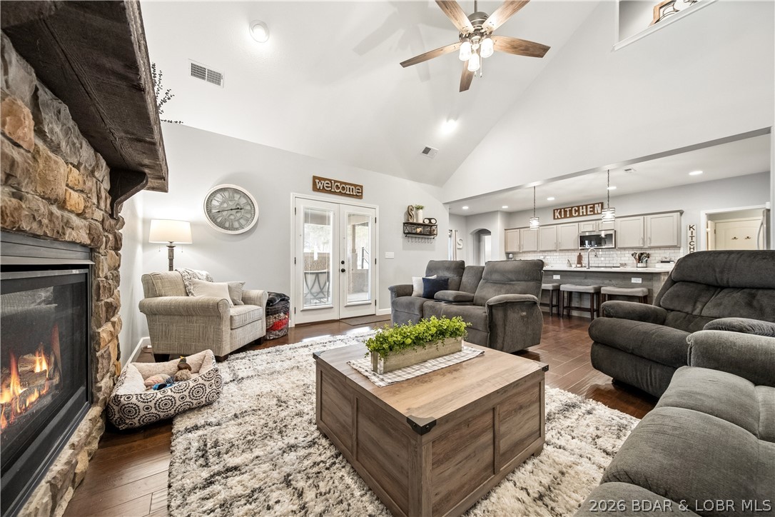 Kahala Estates - Residential