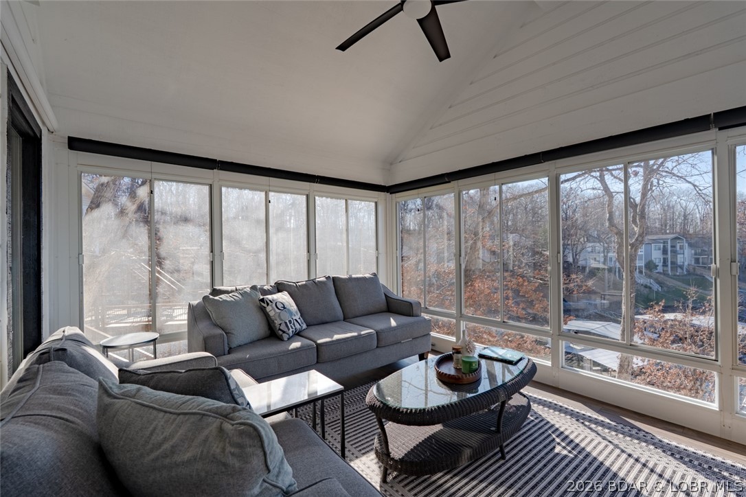 Imperial Point - Residential