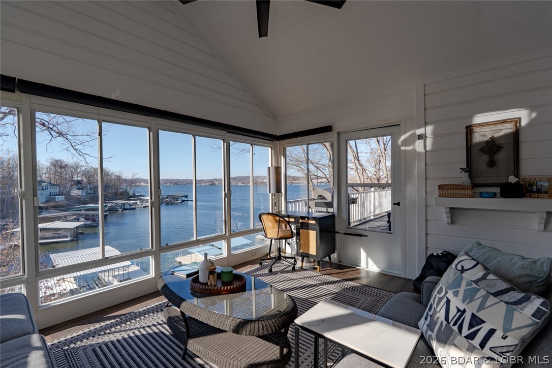 Imperial Point - Residential