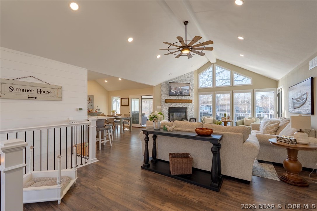 Imperial Point - Residential