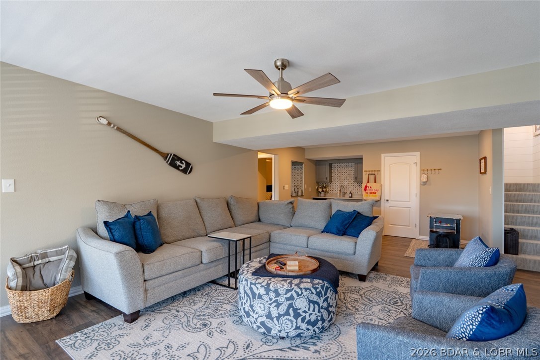 Imperial Point - Residential