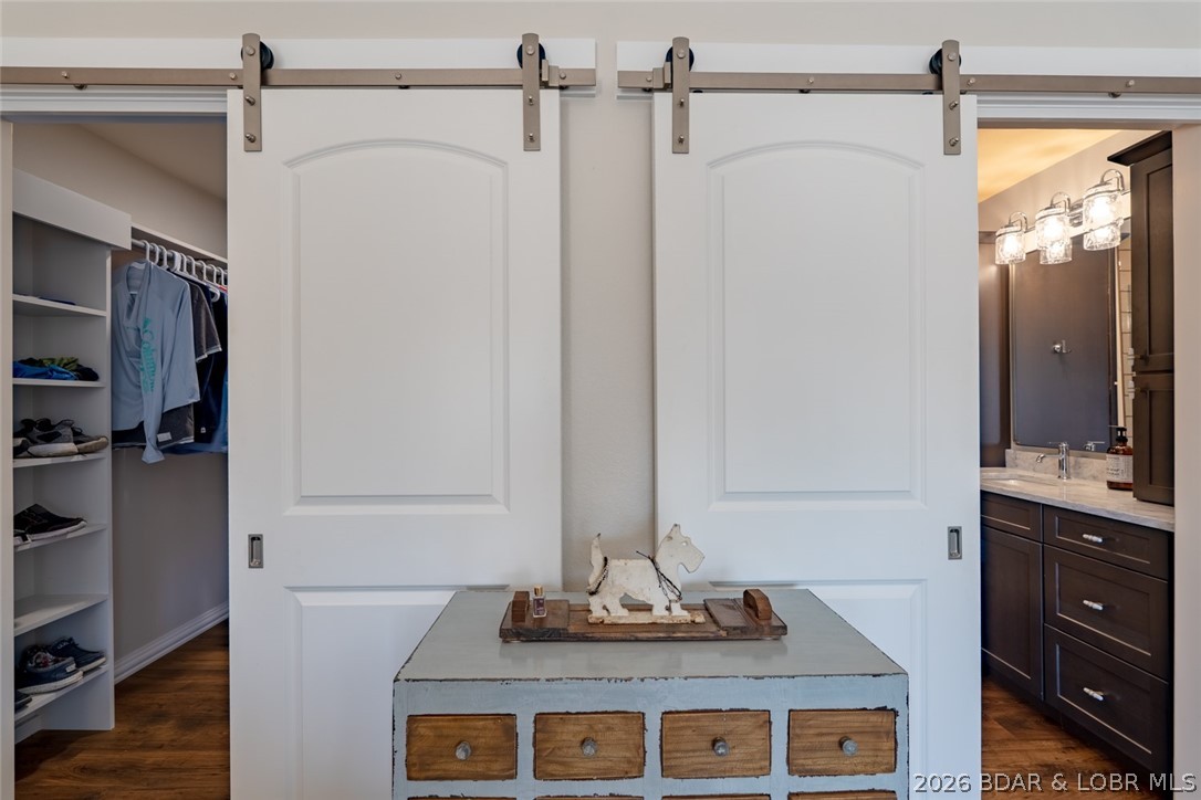 Imperial Point - Residential