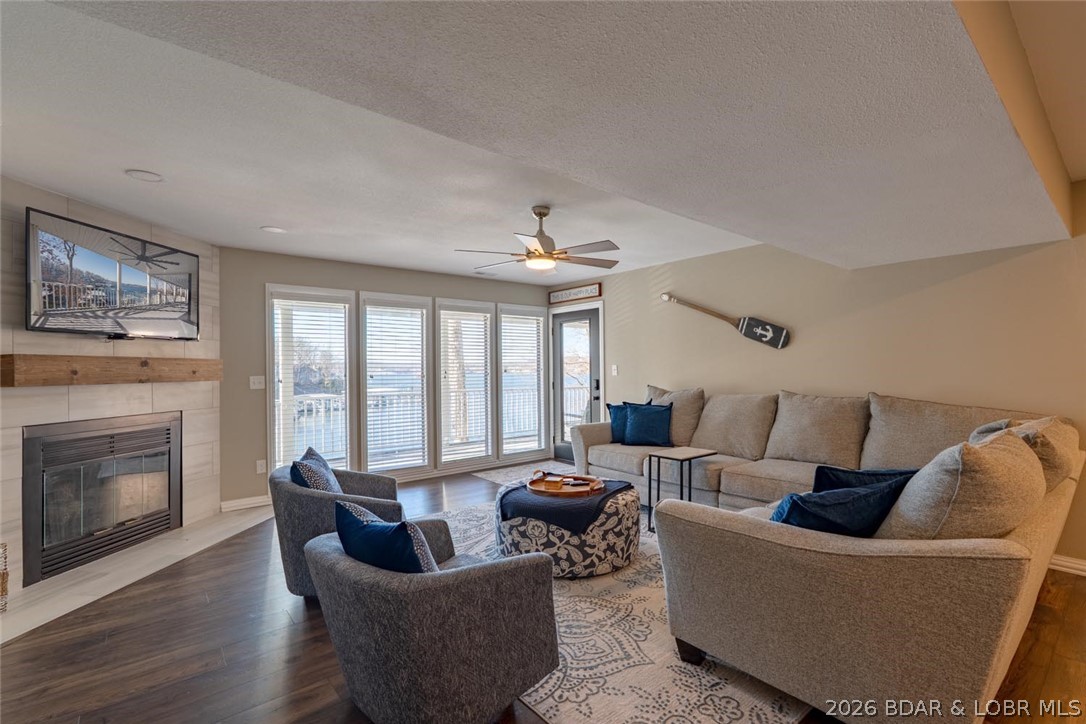 Imperial Point - Residential