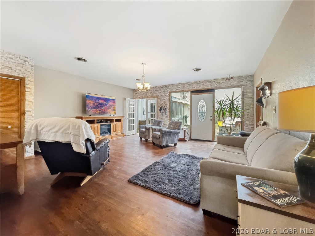 Gravois Height - Residential