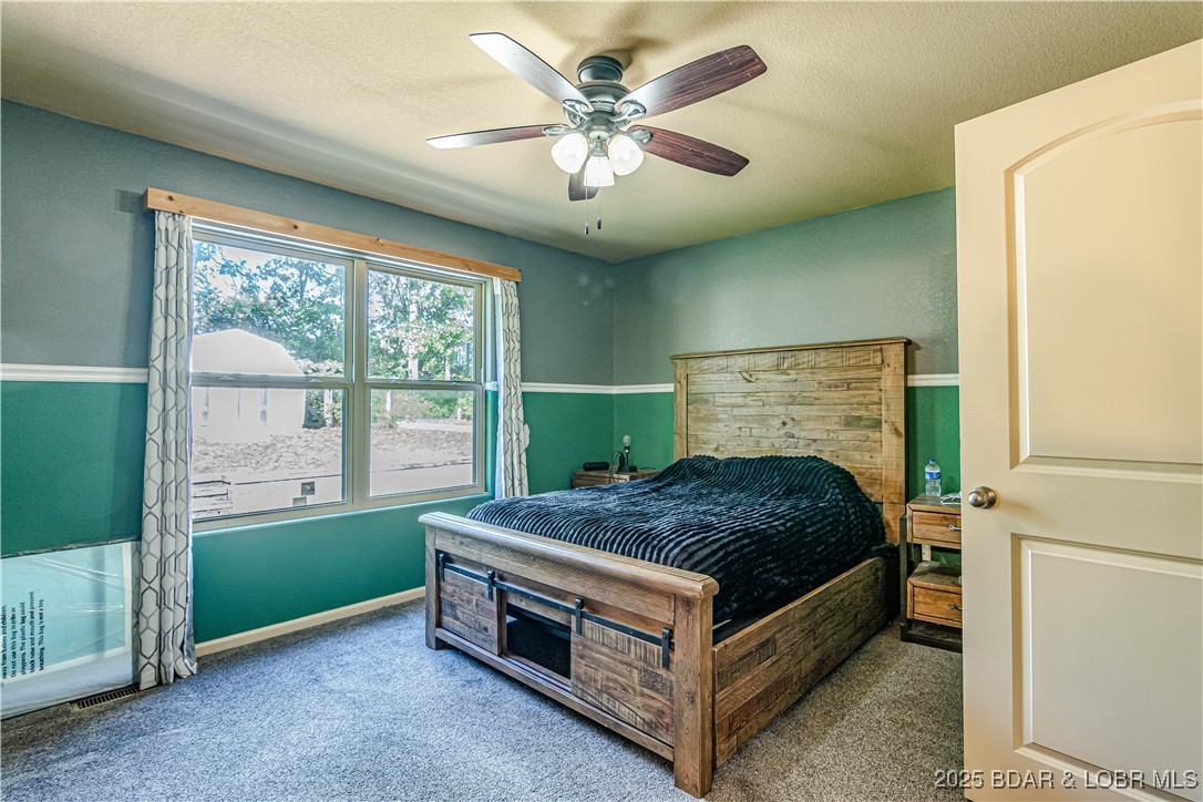 Camdenton, Missouri 65020, United States, 3 Bedrooms Bedrooms, ,3 BathroomsBathrooms,Residential,Active,219718