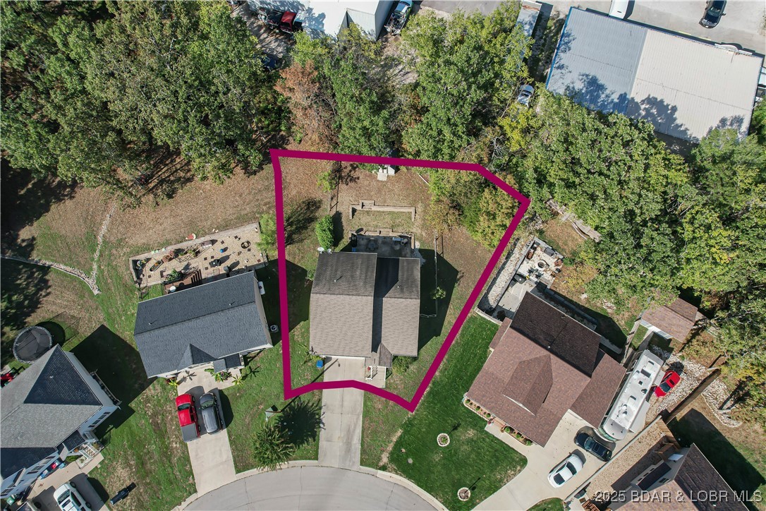 Camdenton, Missouri 65020, United States, 3 Bedrooms Bedrooms, ,3 BathroomsBathrooms,Residential,Active,219718