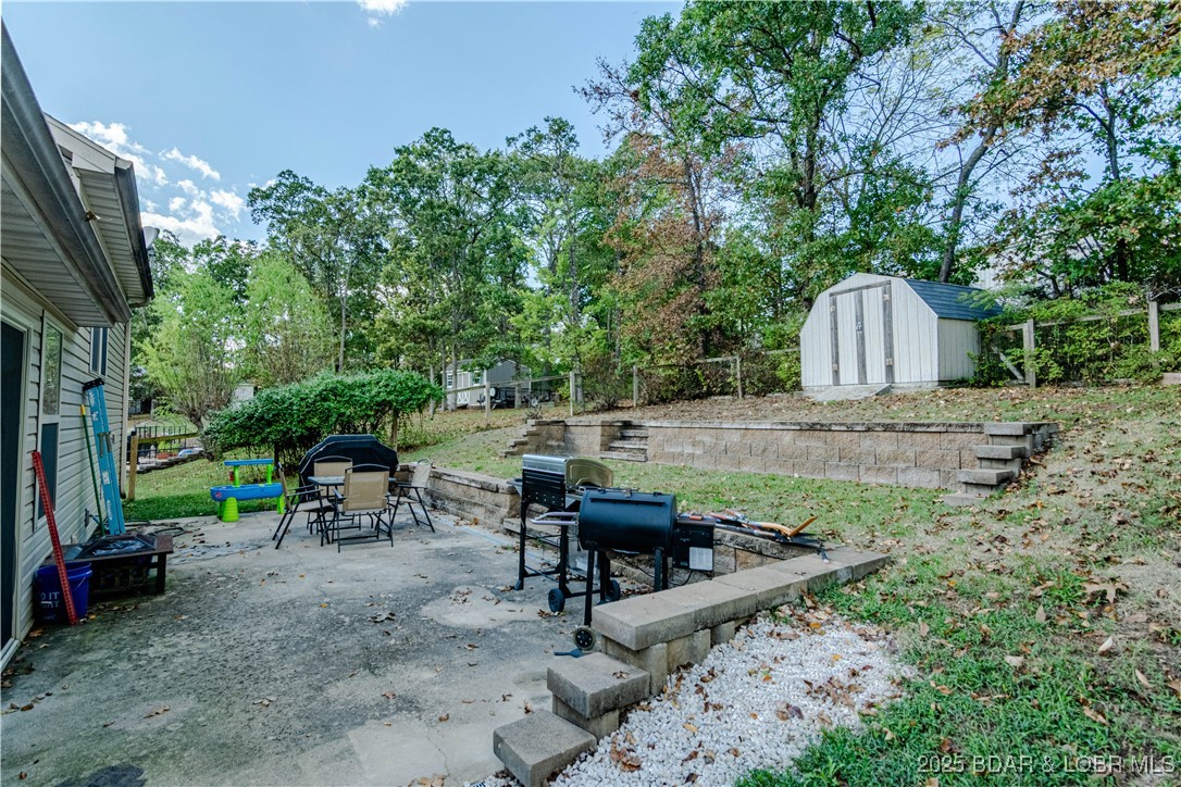 Camdenton, Missouri 65020, United States, 3 Bedrooms Bedrooms, ,3 BathroomsBathrooms,Residential,Active,219718