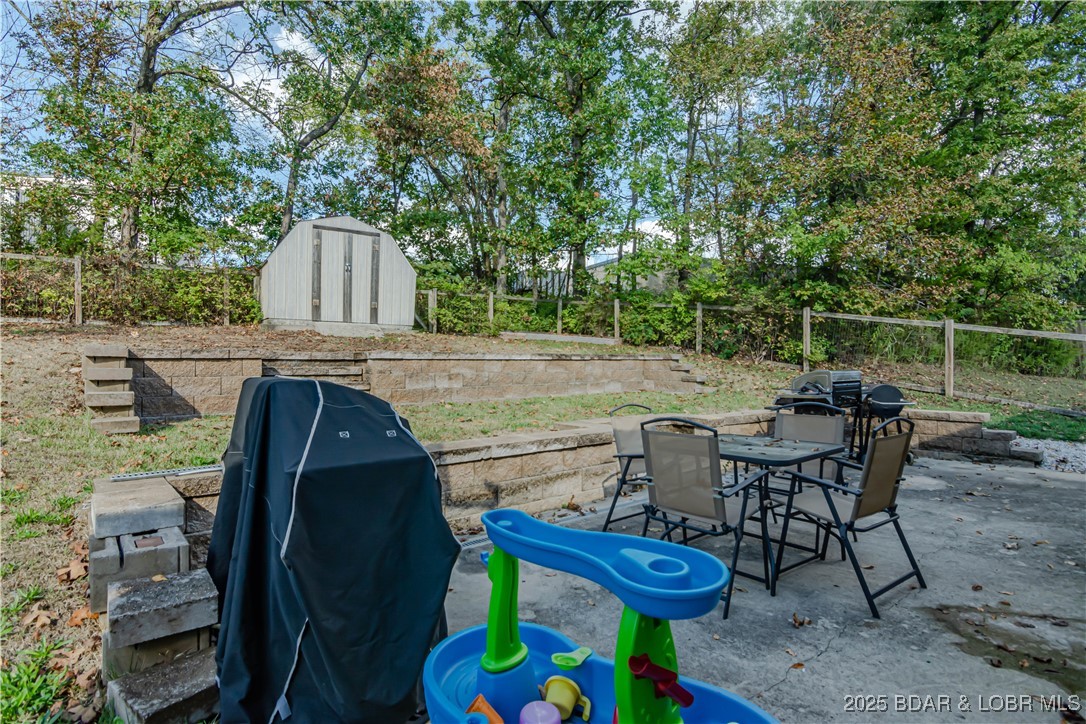 Camdenton, Missouri 65020, United States, 3 Bedrooms Bedrooms, ,3 BathroomsBathrooms,Residential,Active,219718