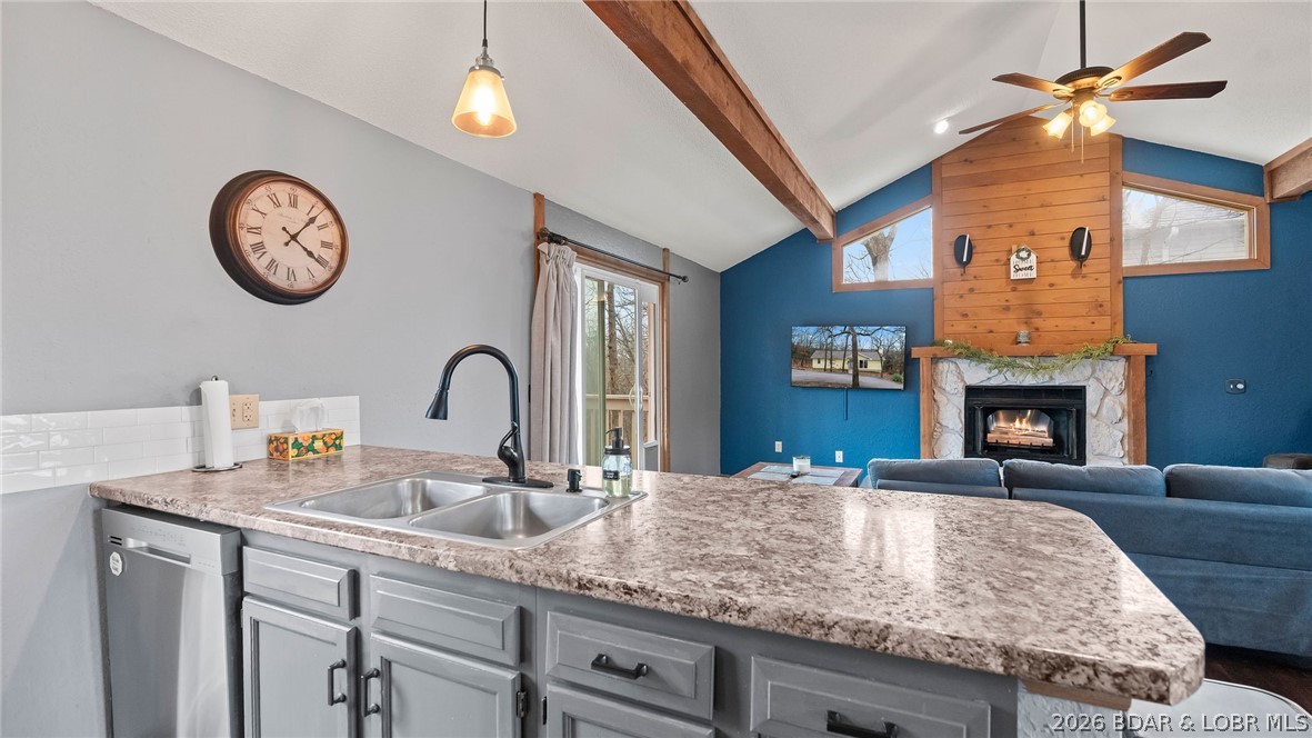 Four Seasons - Residential