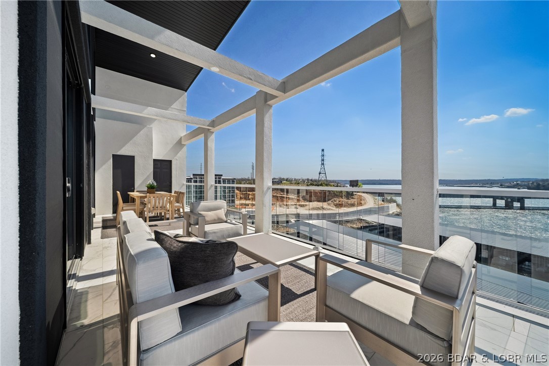 Topsiders Condominiums - Residential