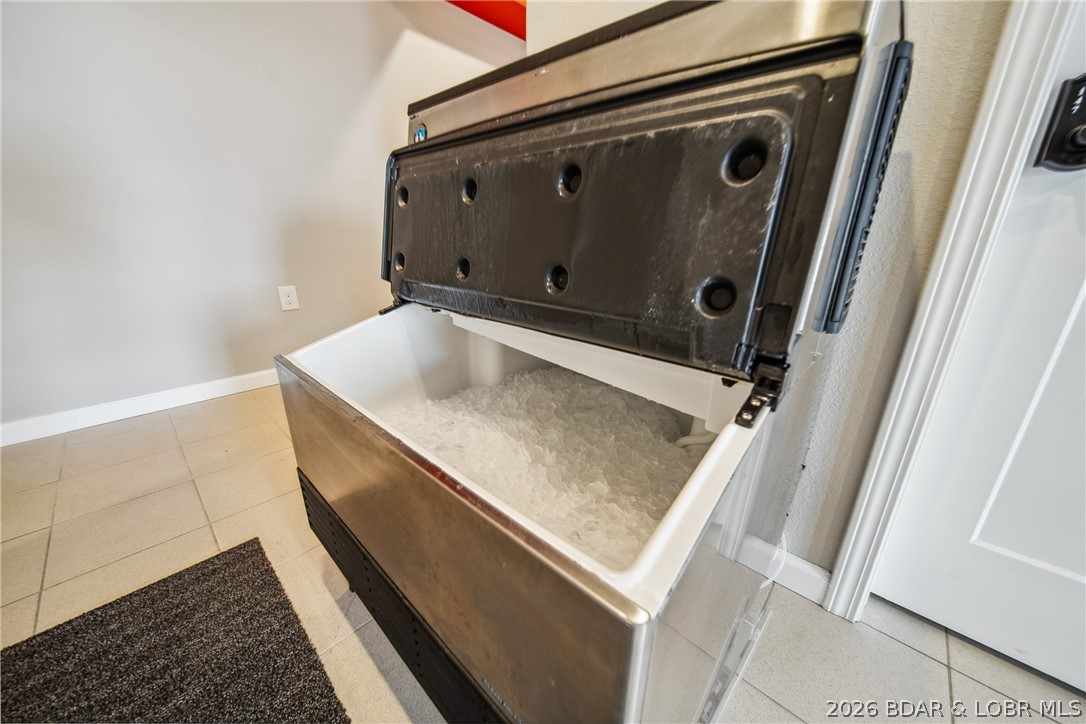 Topsiders Condominiums - Residential