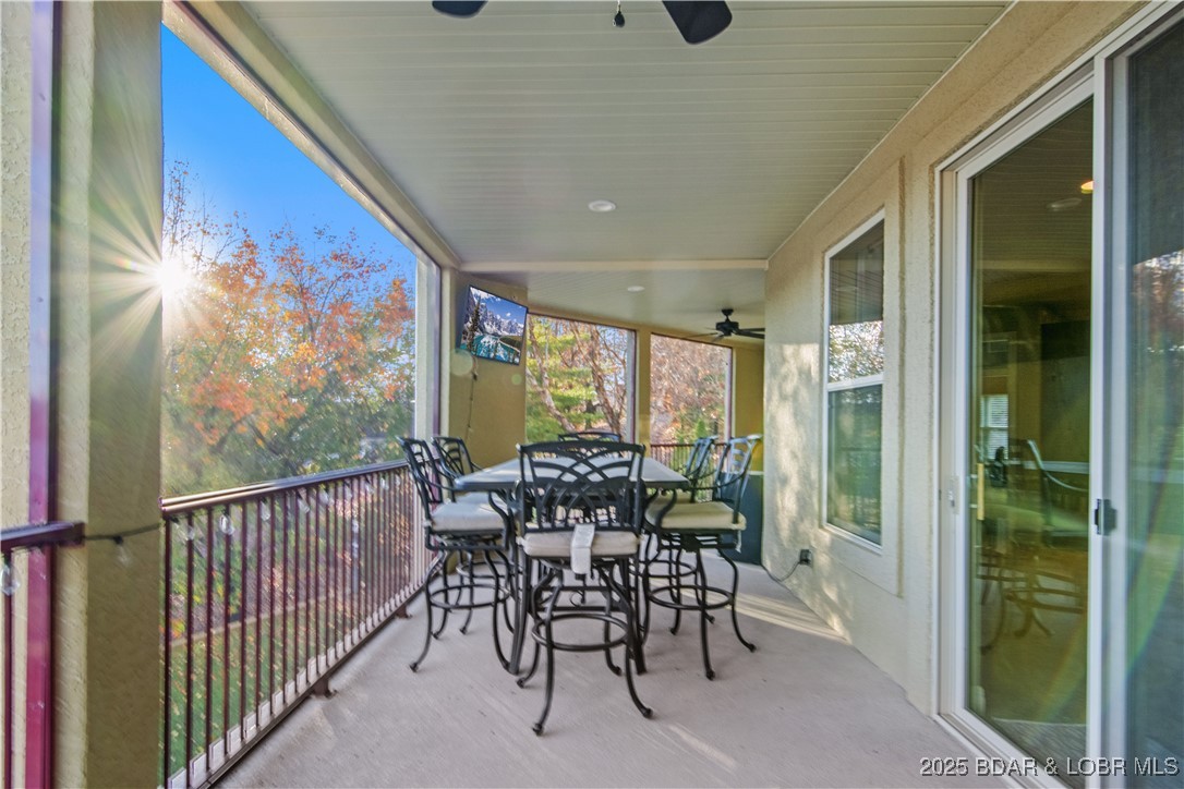 Camdenton, Missouri 65020, United States, 3 Bedrooms Bedrooms, ,3 BathroomsBathrooms,Residential,Active,249787