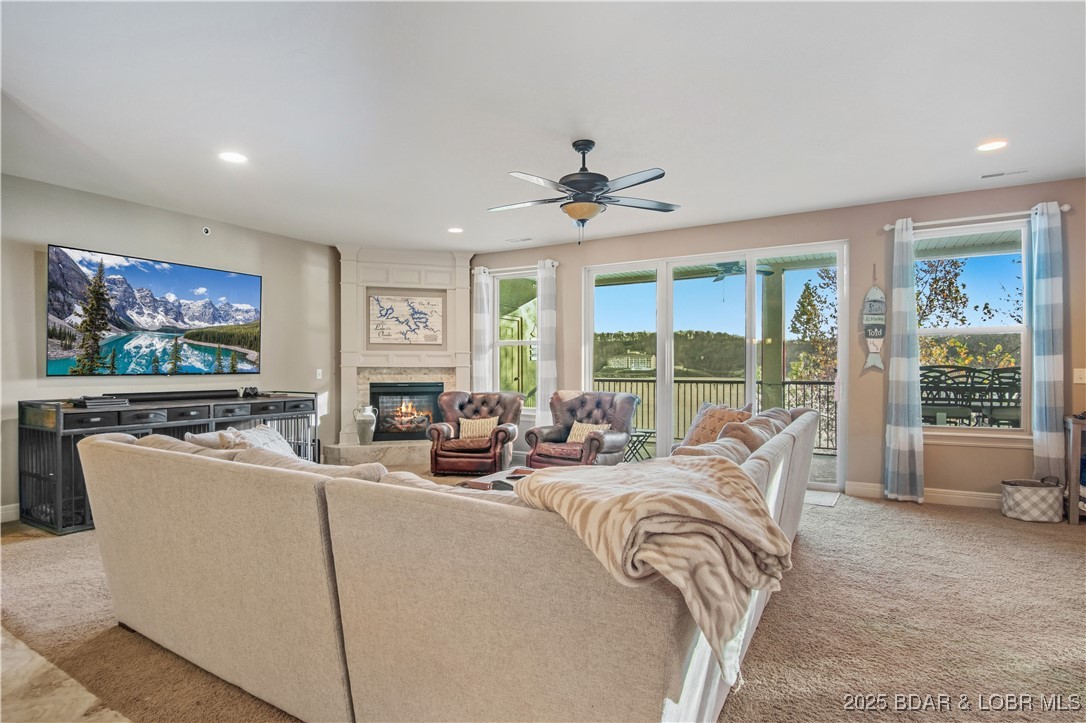 Camdenton, Missouri 65020, United States, 3 Bedrooms Bedrooms, ,3 BathroomsBathrooms,Residential,Active,249787