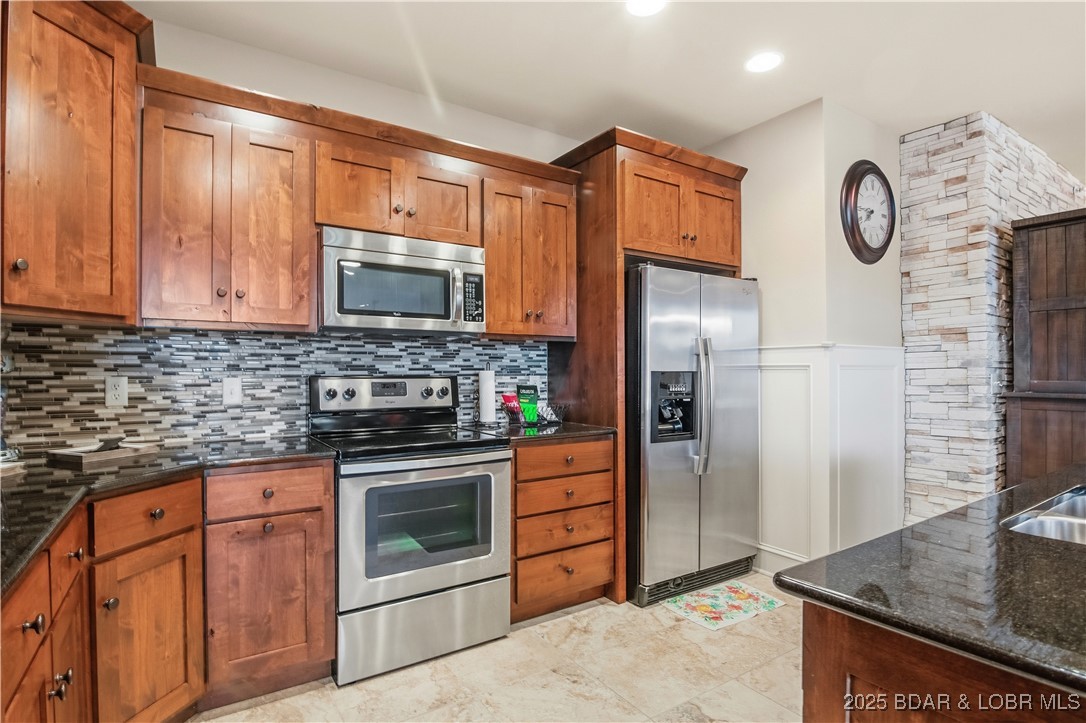 Camdenton, Missouri 65020, United States, 3 Bedrooms Bedrooms, ,3 BathroomsBathrooms,Residential,Active,249787