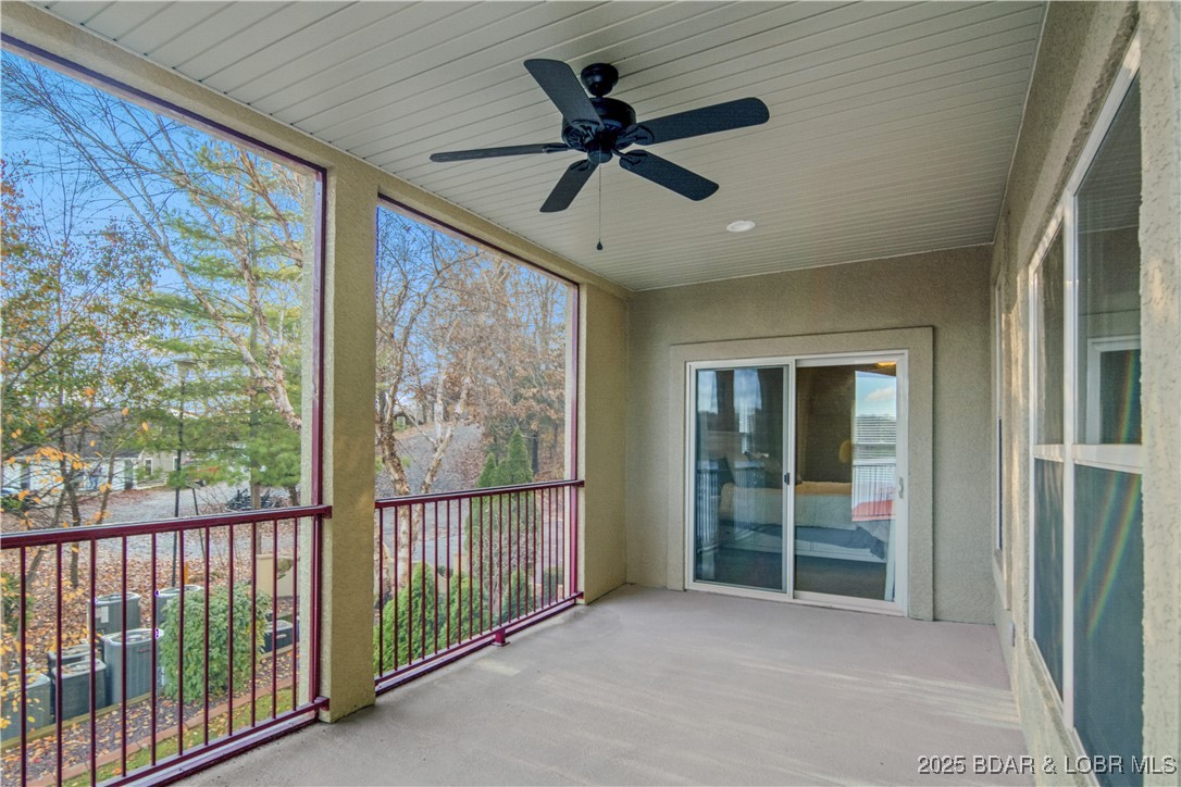 Camdenton, Missouri 65020, United States, 3 Bedrooms Bedrooms, ,3 BathroomsBathrooms,Residential,Active,249787