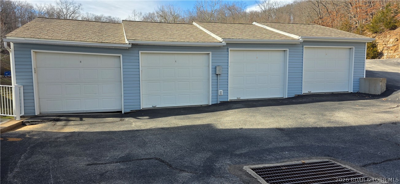 Shores Of Camelot Condominiums - Residential