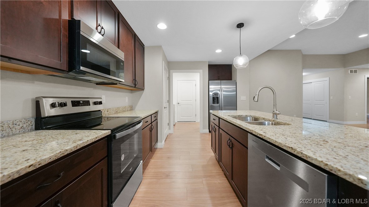 Eagle Wood - Residential