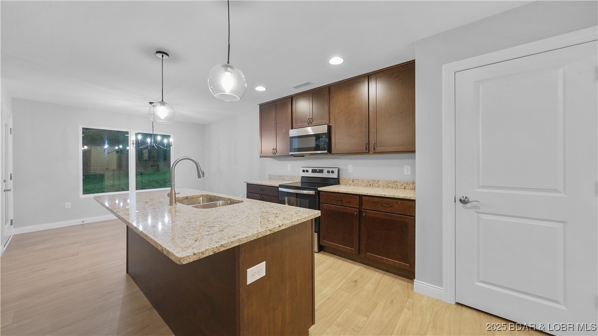 Eagle Wood - Residential