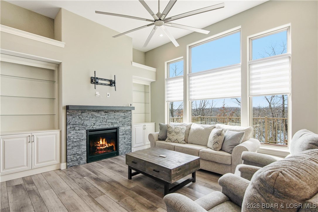 Bella Terra - Residential