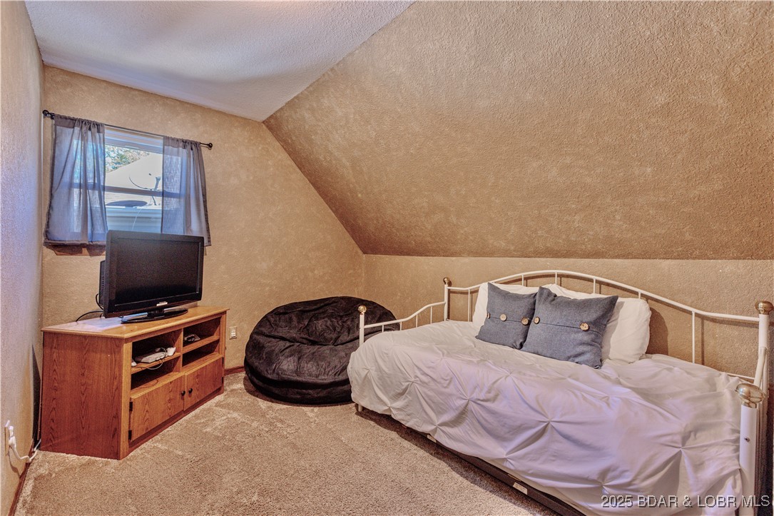 Robertson Lake Sites - Residential