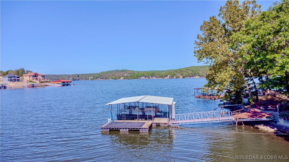 Robertson Lake Sites - Residential