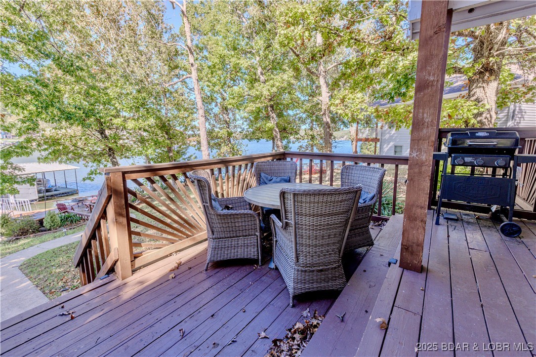 Robertson Lake Sites - Residential