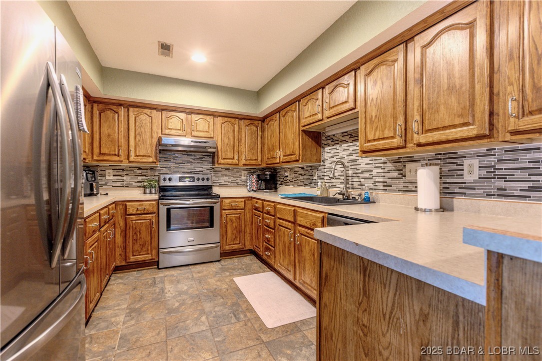 Robertson Lake Sites - Residential