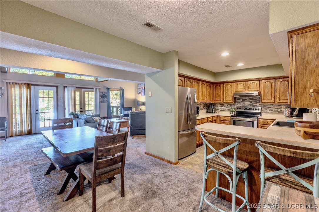 Robertson Lake Sites - Residential