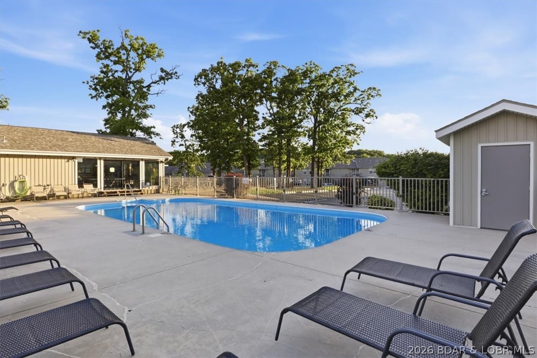 Indian Pointe Condominium - Residential