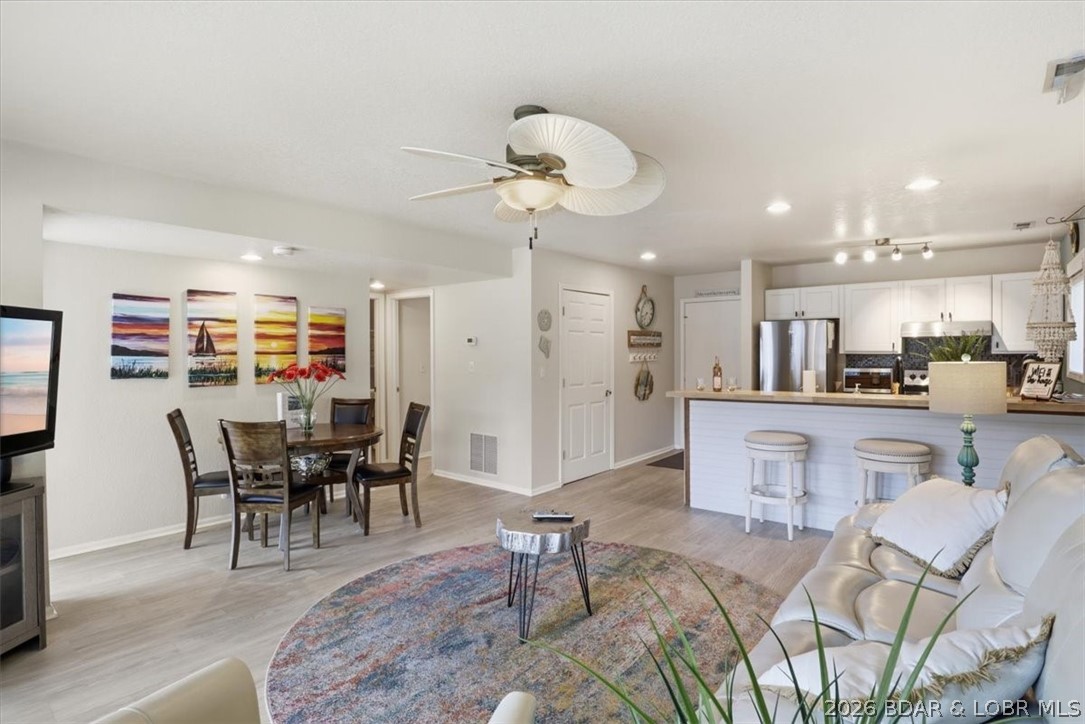 Indian Pointe Condominium - Residential