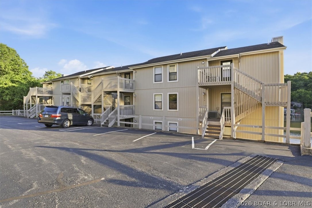 Indian Pointe Condominium - Residential