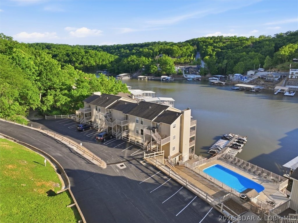 Indian Pointe Condominium - Residential