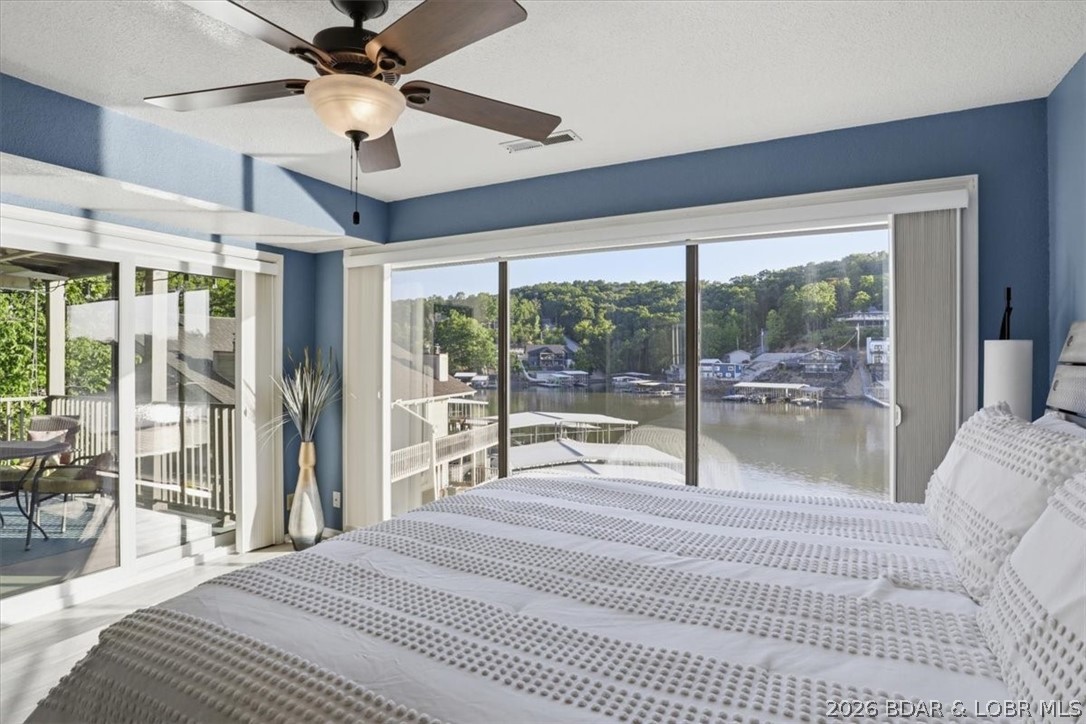 Indian Pointe Condominium - Residential