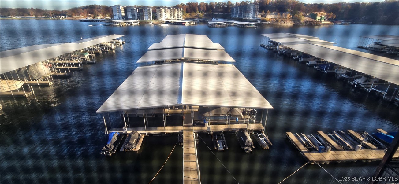 The Falls Condo - East Shore - Residential