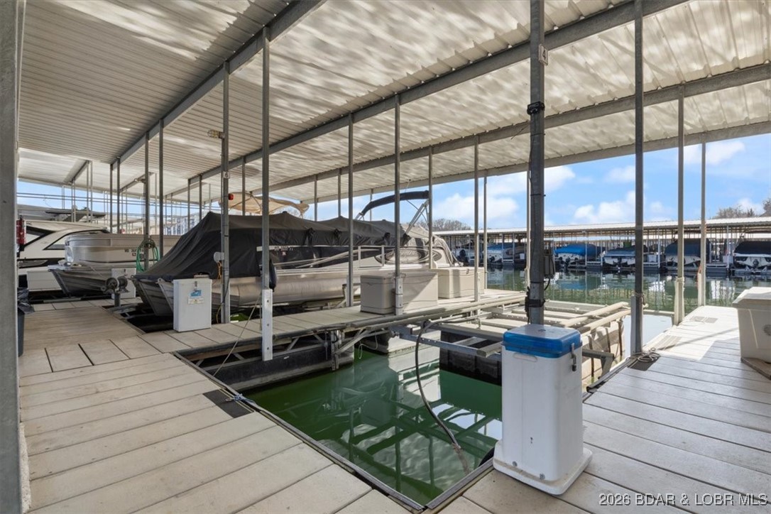 The Falls Condo - East Shore - Residential